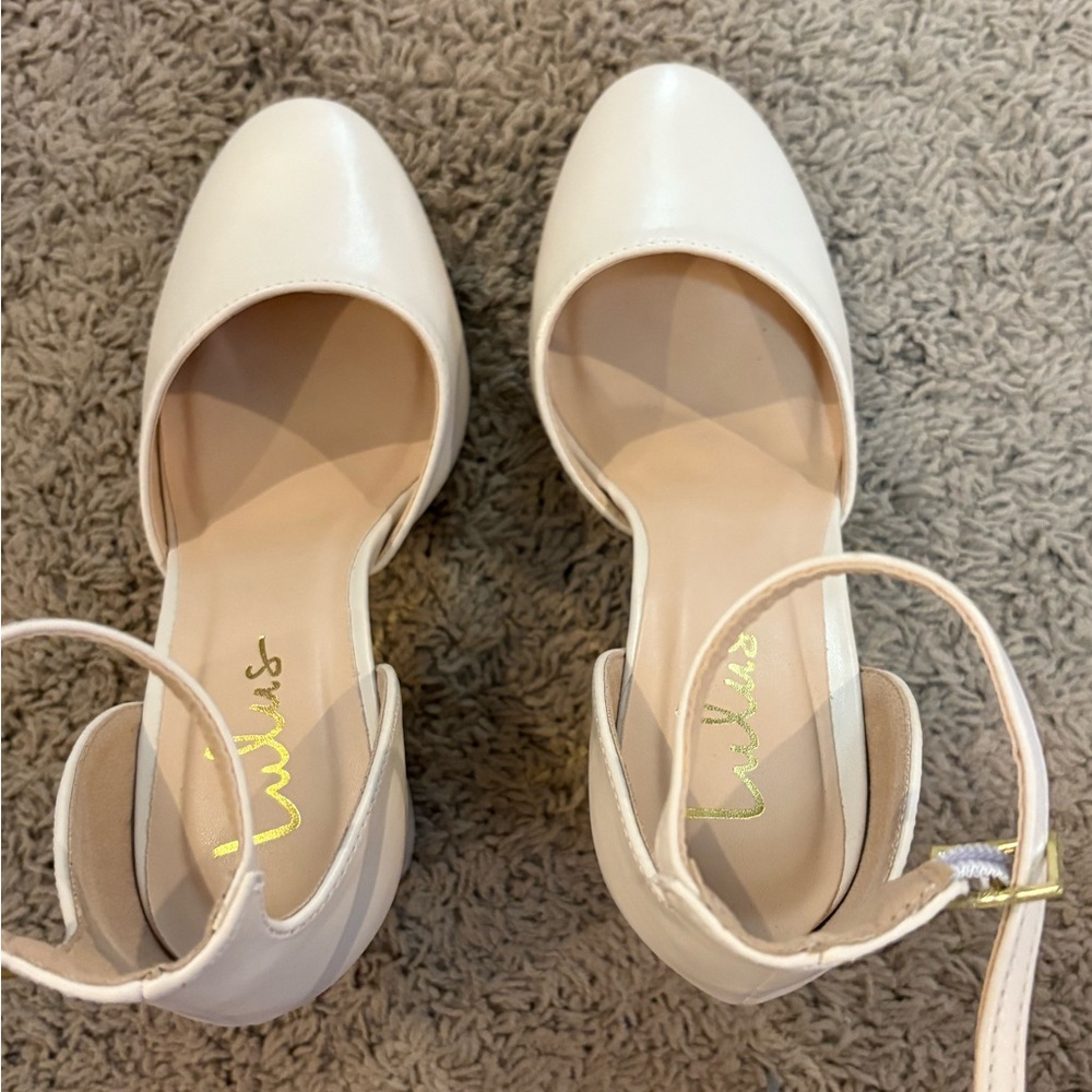 🤍Lulus • off white heels • 7 • EUC - Picture 5 of 9